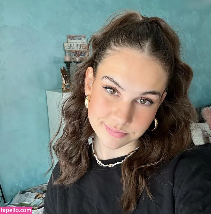 Facialize Me Onlyfans Photo Gallery 