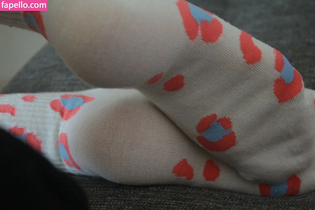 Jules Feet Onlyfans Photo Gallery 