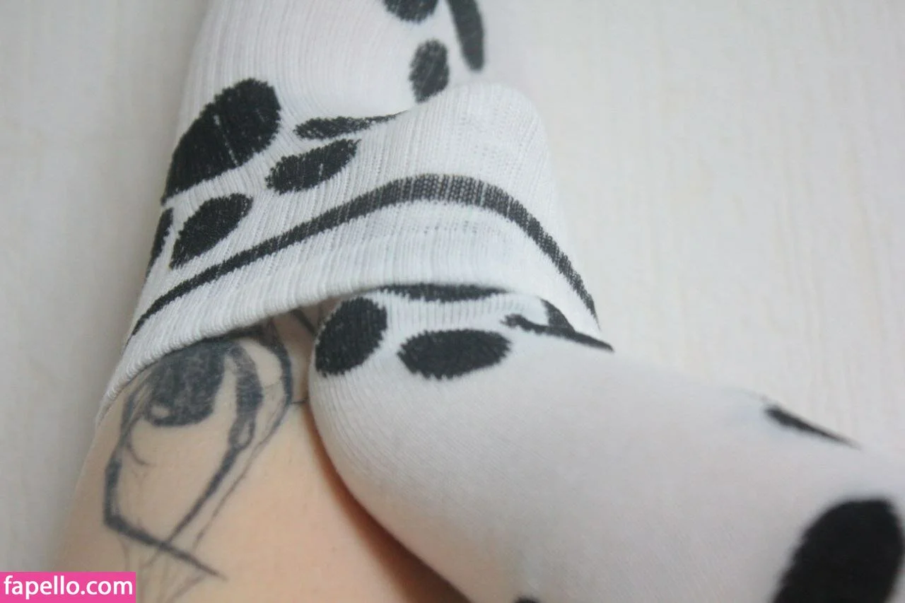 Jules Feet Onlyfans Photo Gallery 