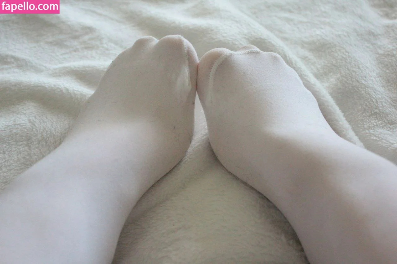 Jules Feet Onlyfans Photo Gallery 