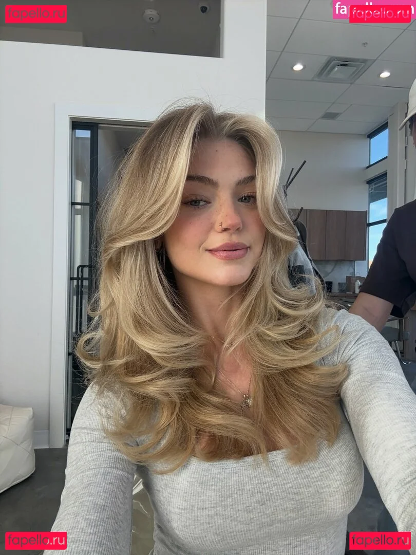 abigailwhhite Onlyfans Photo Gallery 