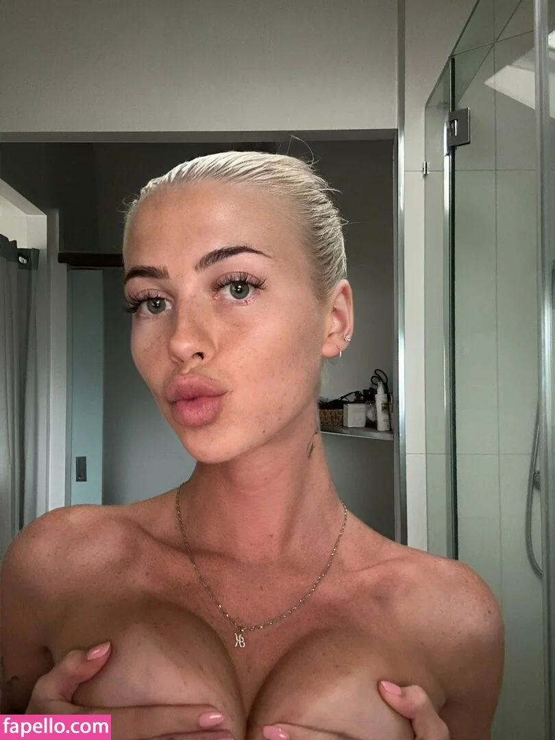 Amy Mason Onlyfans Photo Gallery 