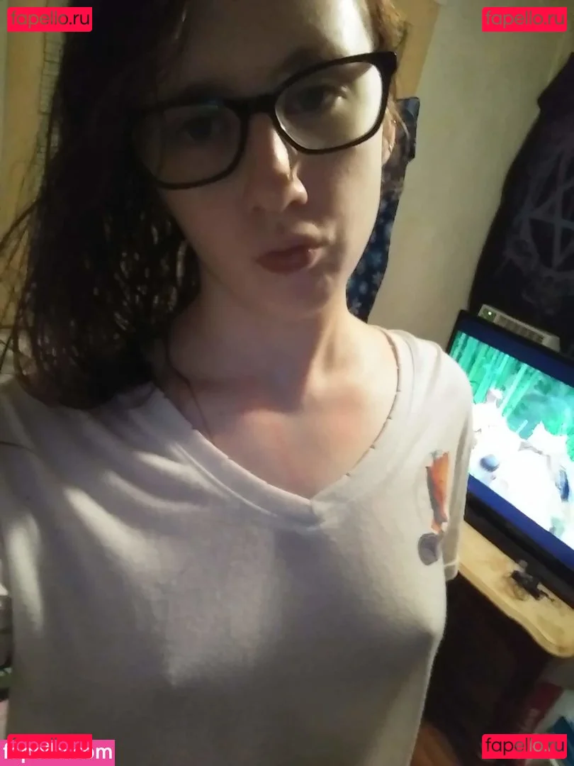 Vee_ SG Onlyfans Photo Gallery 