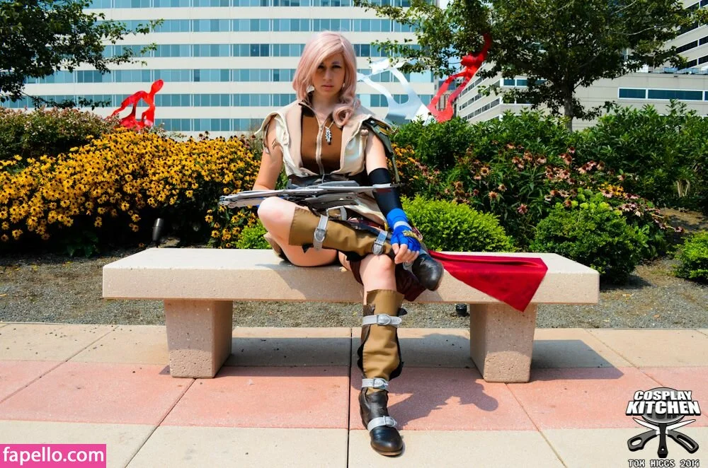 CrystAAHHL Onlyfans Photo Gallery 