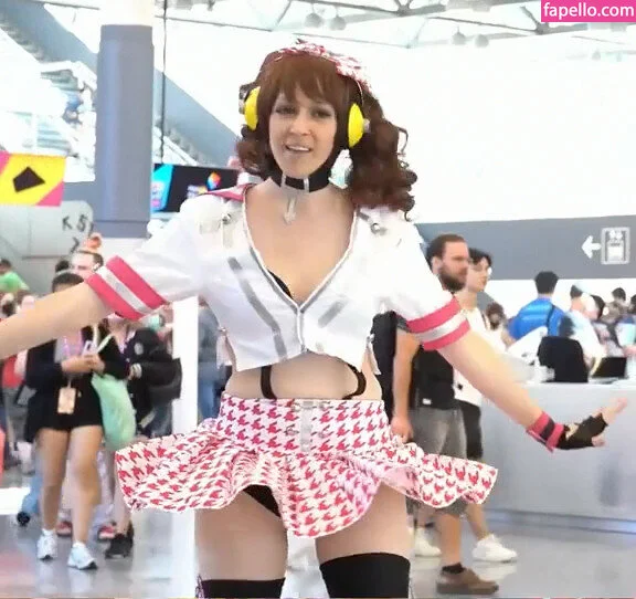 CrystAAHHL Onlyfans Photo Gallery 