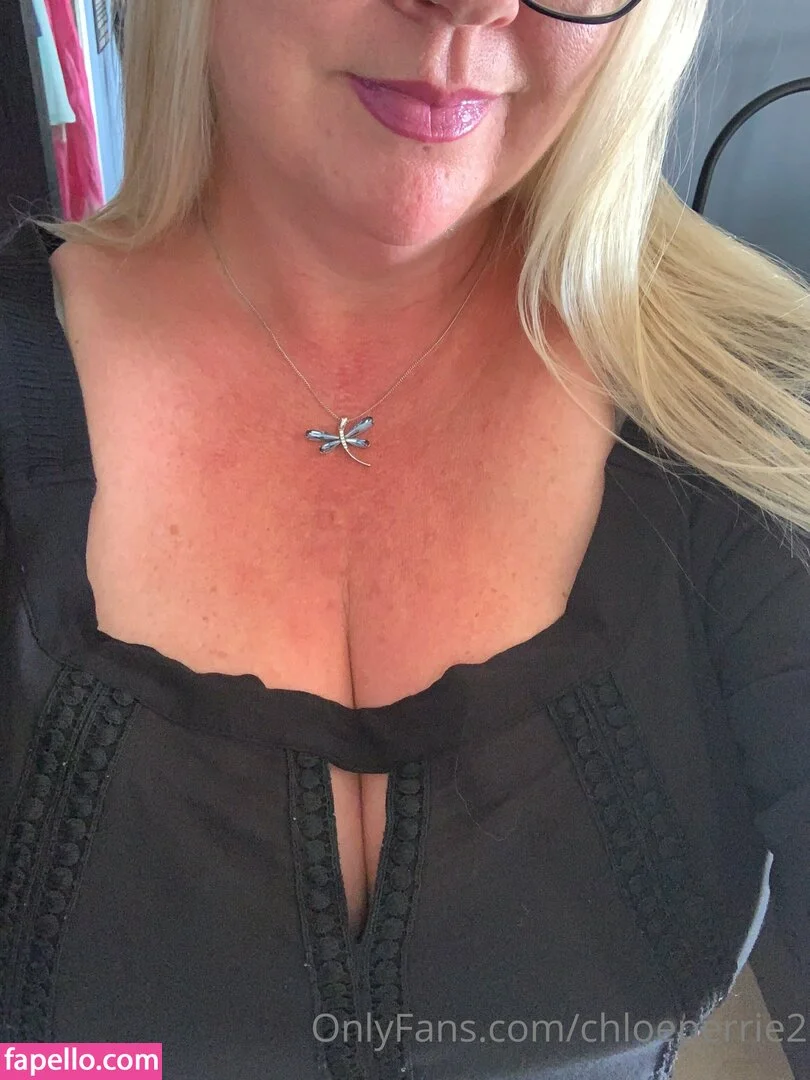 chloeperrie2 Onlyfans Photo Gallery 