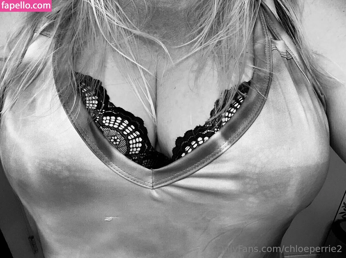 chloeperrie2 Onlyfans Photo Gallery 