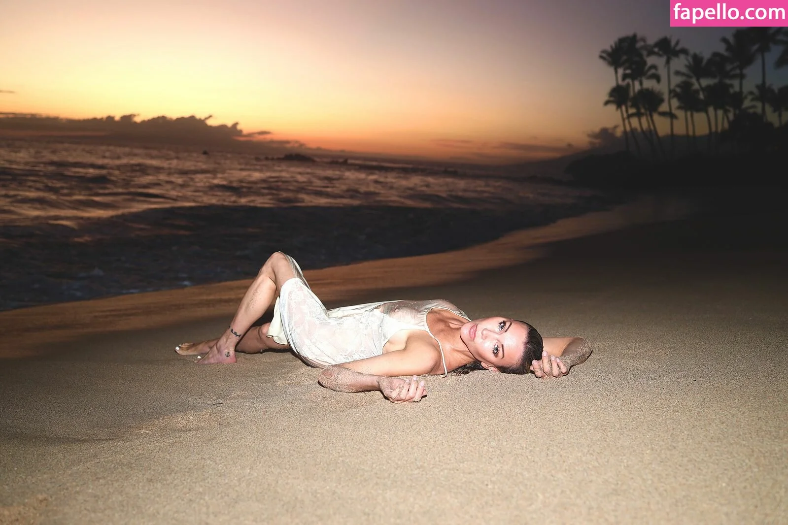 Katie Cassidy Onlyfans Photo Gallery 