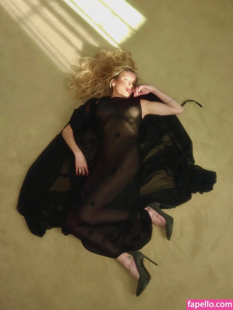 Katie Cassidy Onlyfans Photo Gallery 