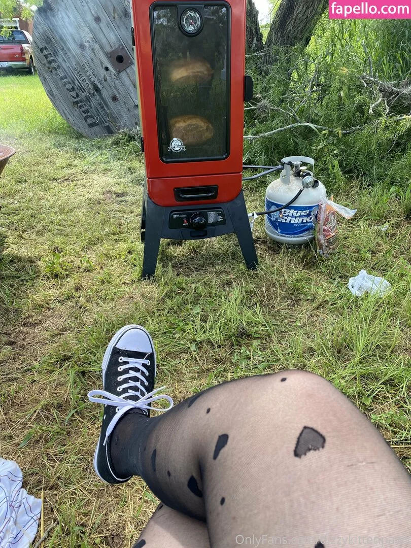 dizzykittenpaws Onlyfans Photo Gallery 