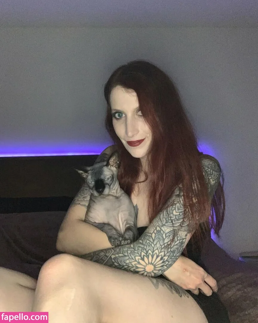 Kat Edwards Onlyfans Photo Gallery 