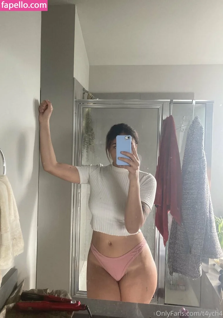t4ych4 Onlyfans Photo Gallery 