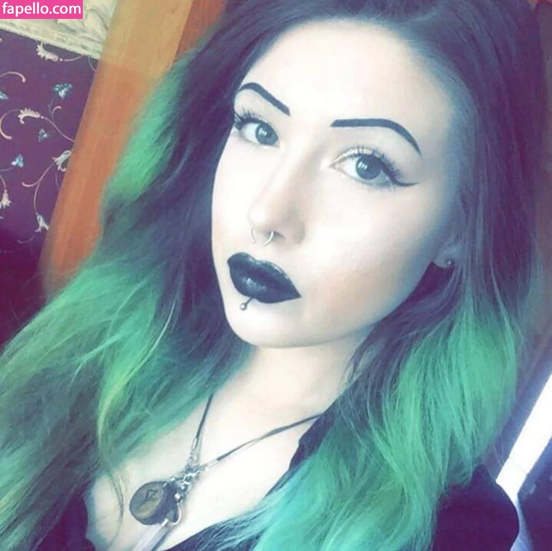 MoreGodheadtestifies Onlyfans Photo Gallery 