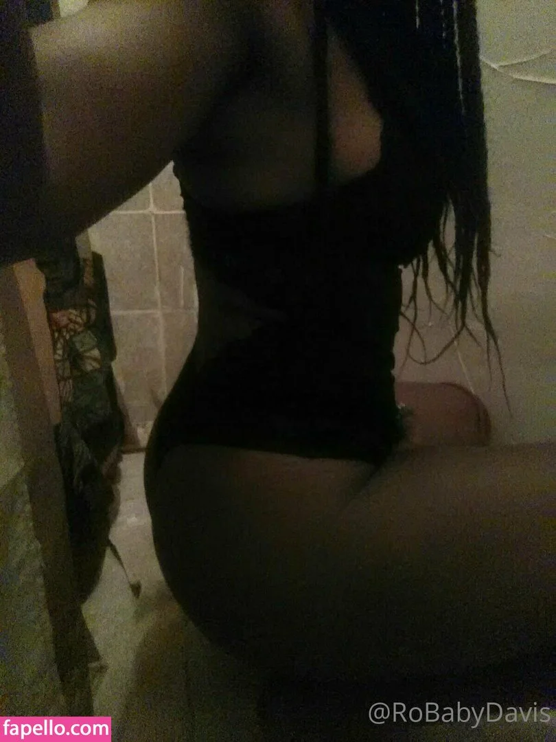 robaby Onlyfans Photo Gallery 