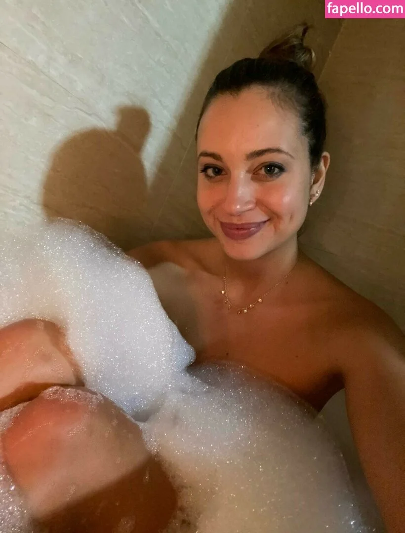 Sofia Jolie Onlyfans Photo Gallery 