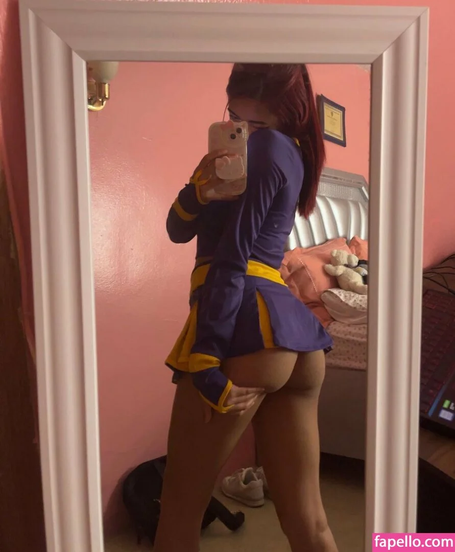 solkyraa Onlyfans Photo Gallery 