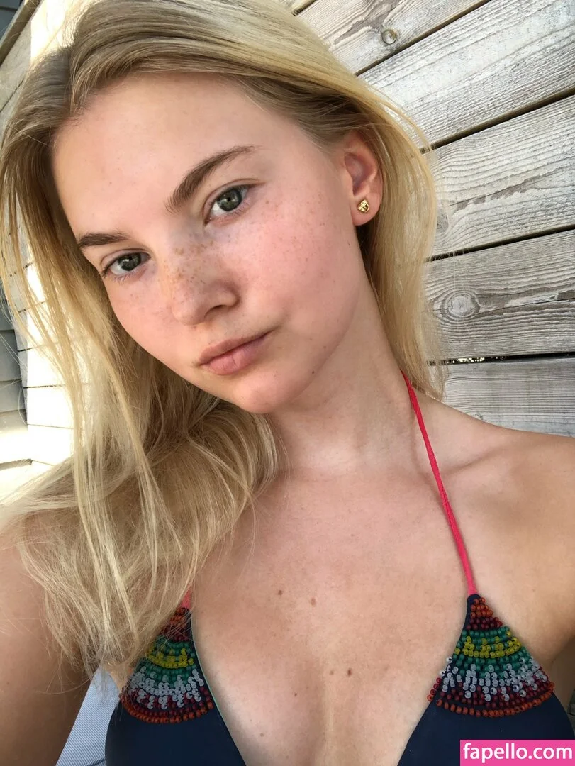 vanessaahlstrom Onlyfans Photo Gallery 