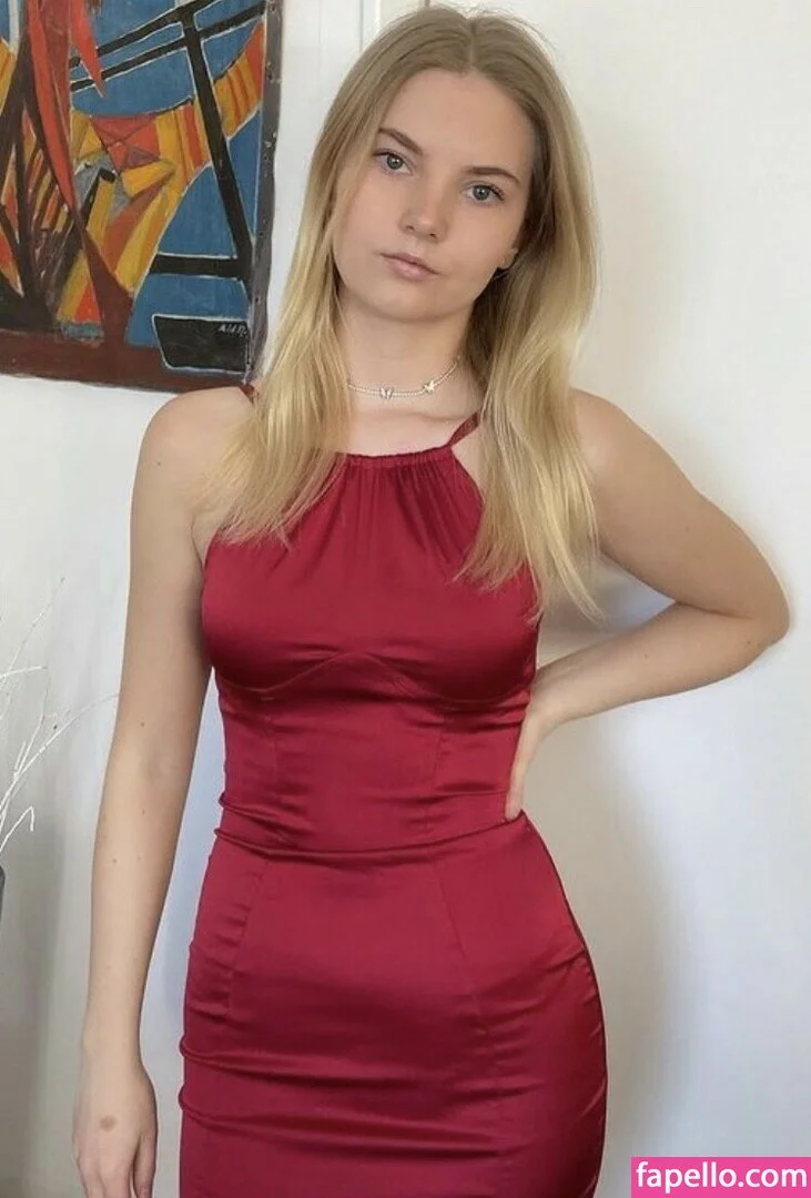 vanessaahlstrom Onlyfans Photo Gallery 