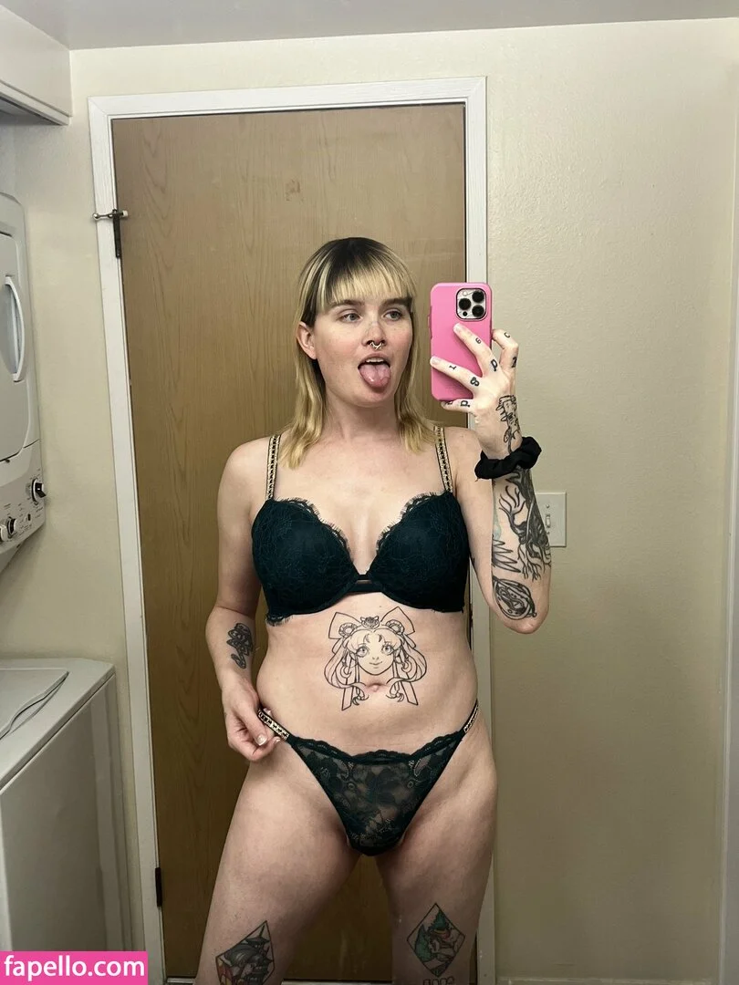 milfmoder Onlyfans Photo Gallery 