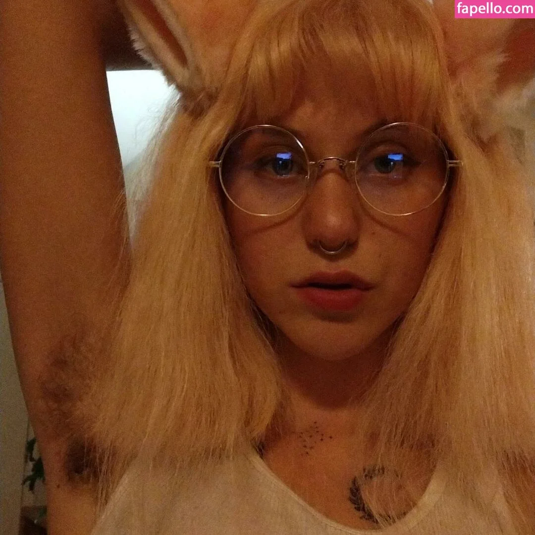 bigtiddiewerekitty Onlyfans Photo Gallery 