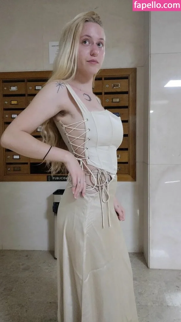 bigtiddiewerekitty Onlyfans Photo Gallery 