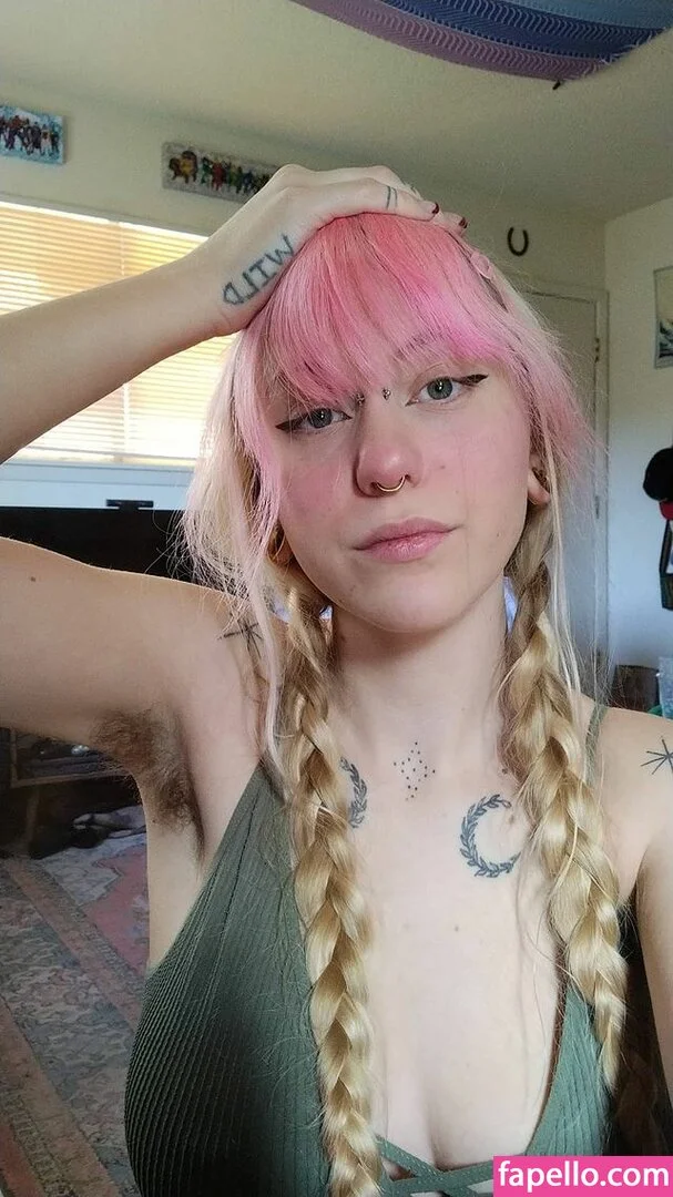 bigtiddiewerekitty Onlyfans Photo Gallery 