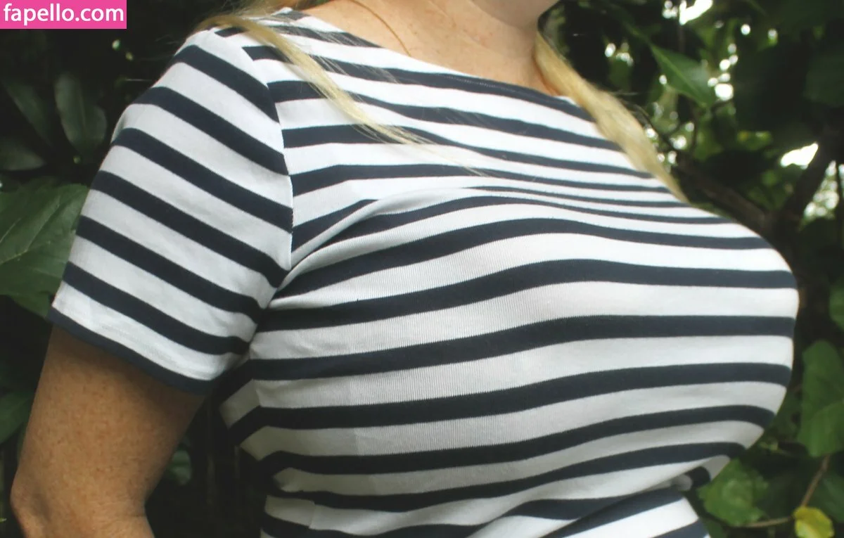 Miss Emily Grey Onlyfans Photo Gallery 