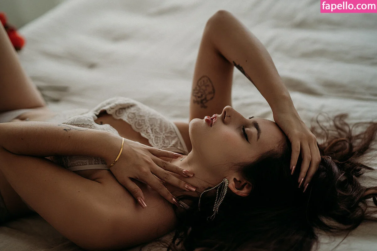 Kimmikka_ Onlyfans Photo Gallery 