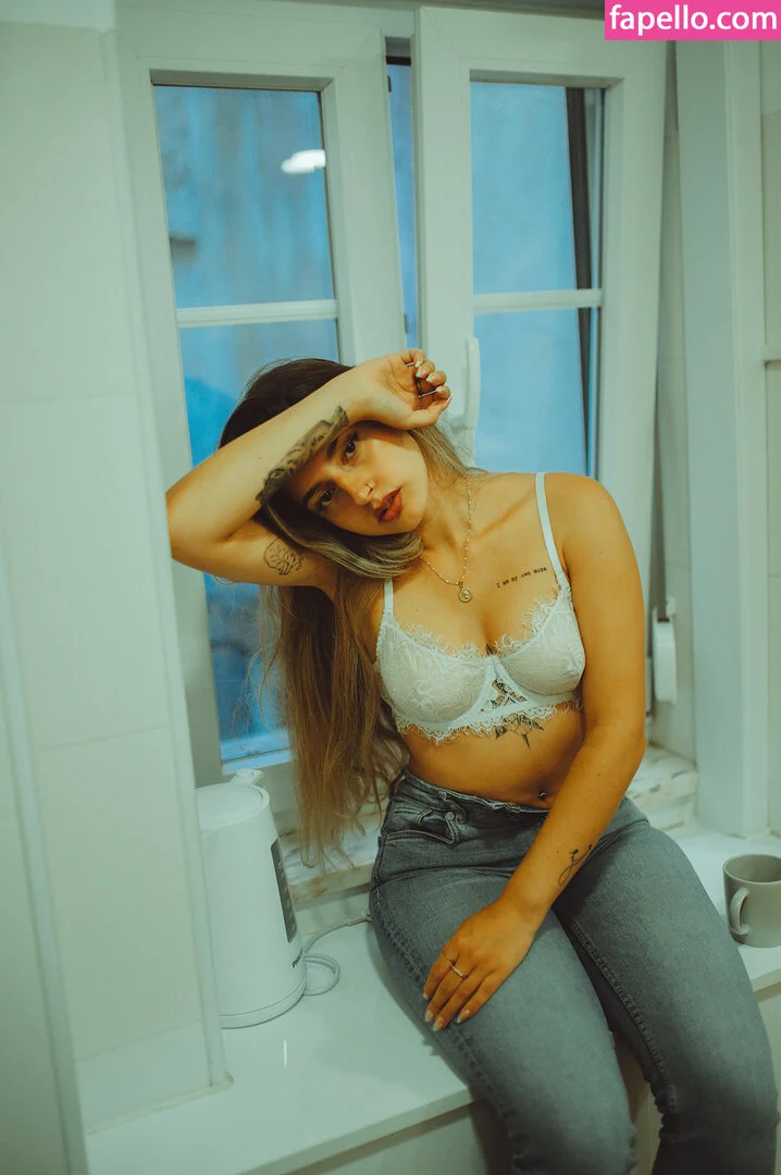 Kimmikka_ Onlyfans Photo Gallery 