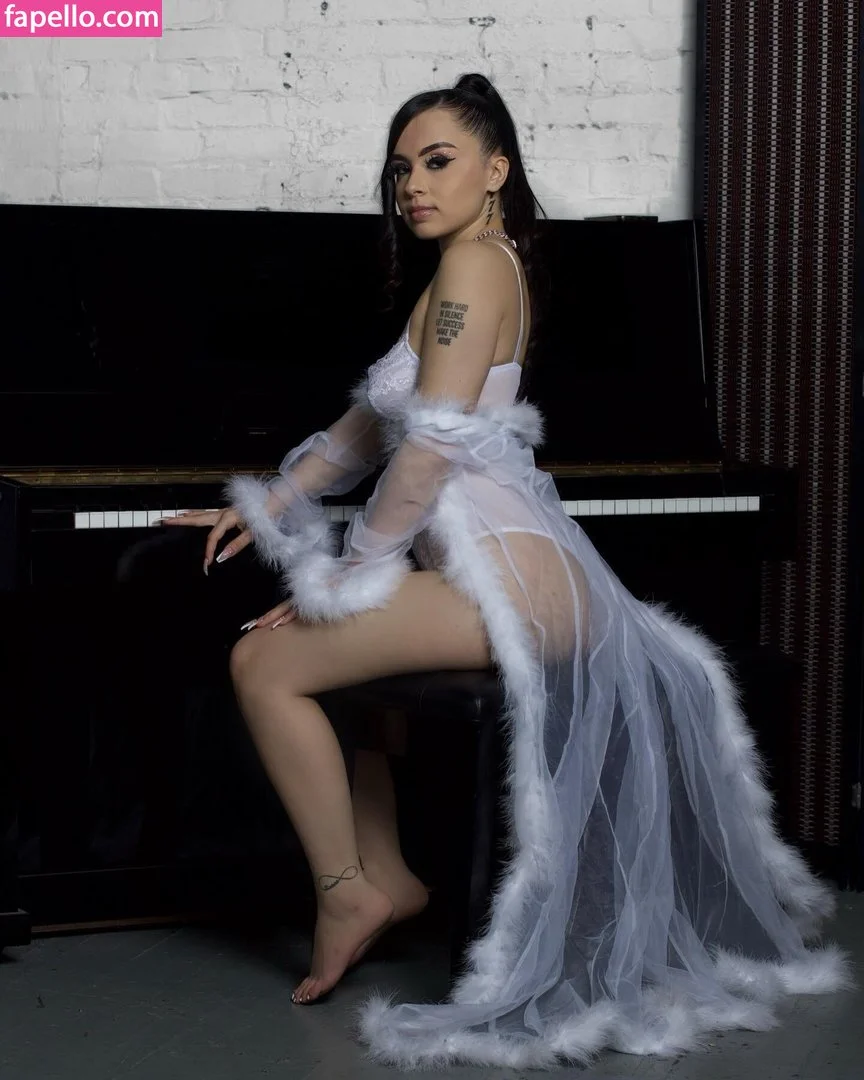 Liddlenique Onlyfans Photo Gallery 