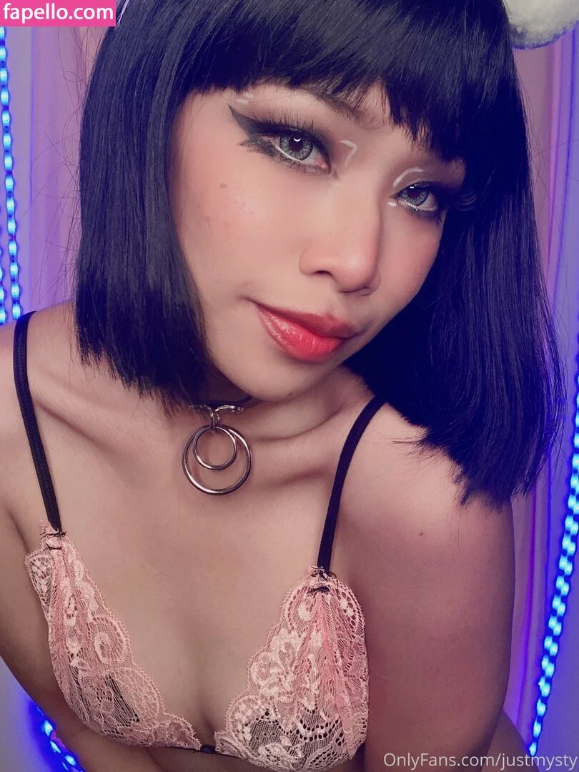 justmysty Onlyfans Photo Gallery 