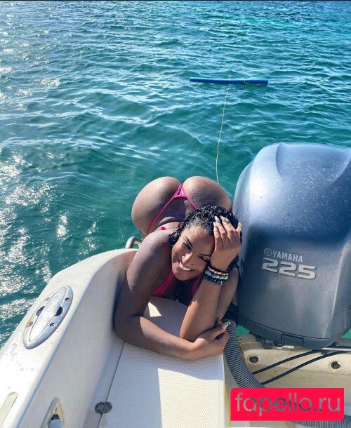 Aimee Ovalles Onlyfans Photo Gallery 