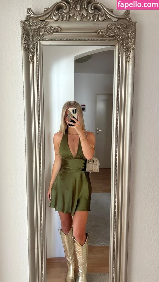 Romy wollmann Onlyfans Photo Gallery 