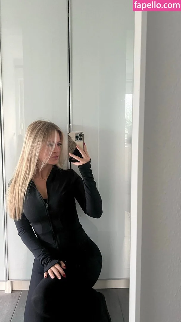 Romy wollmann Onlyfans Photo Gallery 