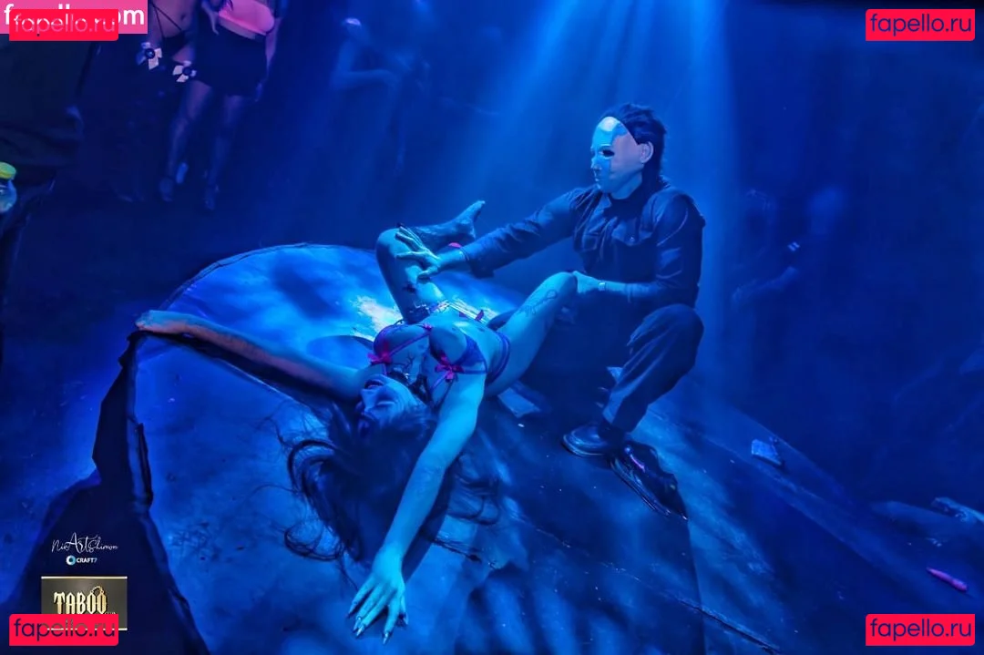 n.nuviaa Onlyfans Photo Gallery 