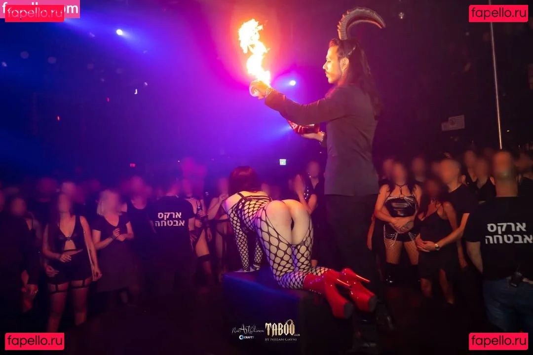 n.nuviaa Onlyfans Photo Gallery 