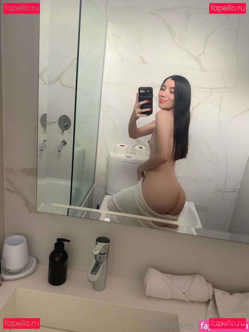 caruty Onlyfans Photo Gallery 