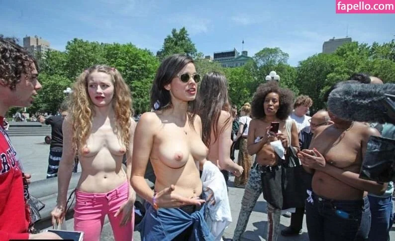 Lina Esco Onlyfans Photo Gallery 