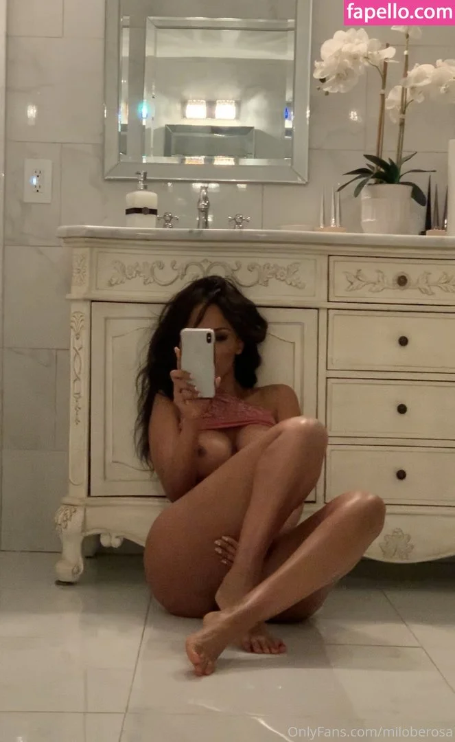 Mali B Onlyfans Photo Gallery 