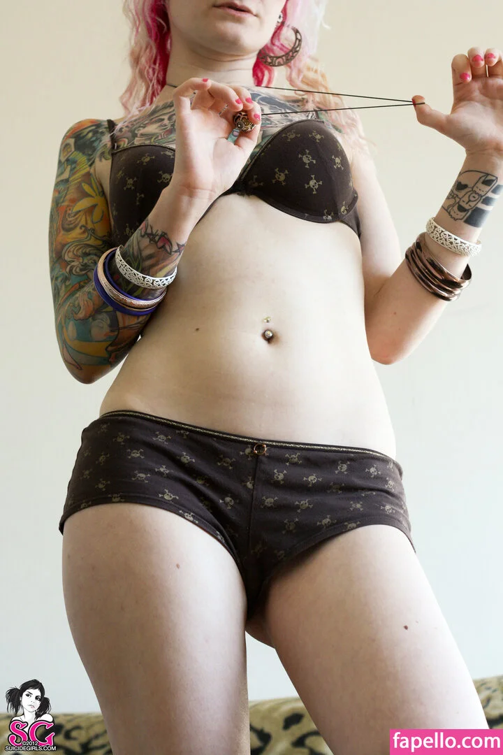 Maliciadeb Onlyfans Photo Gallery 