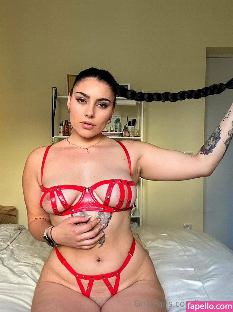 lavalmu / lavalumusic Onlyfans Photo Gallery 