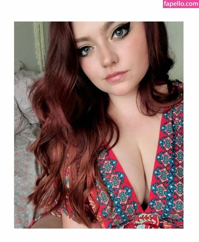 madeinasiah / madelaniexx Onlyfans Photo Gallery 