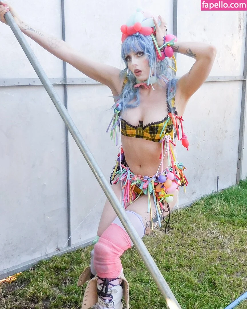 Ashnikko / ashnico / https: Onlyfans Photo Gallery 