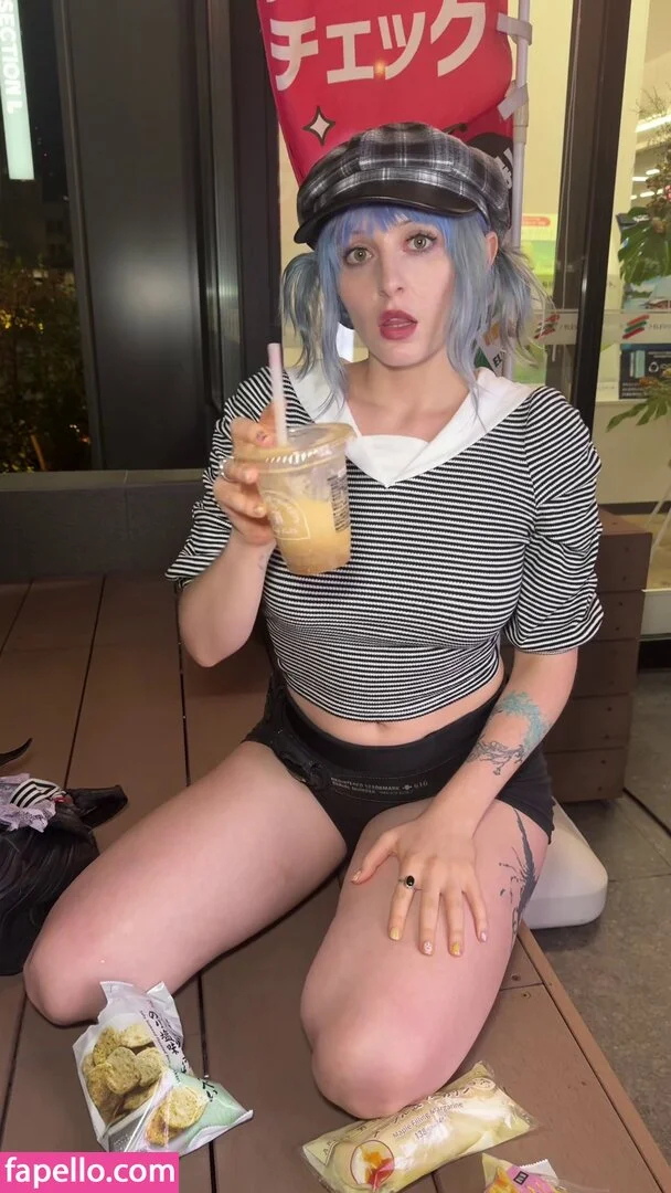 Ashnikko / ashnico / https: Onlyfans Photo Gallery 