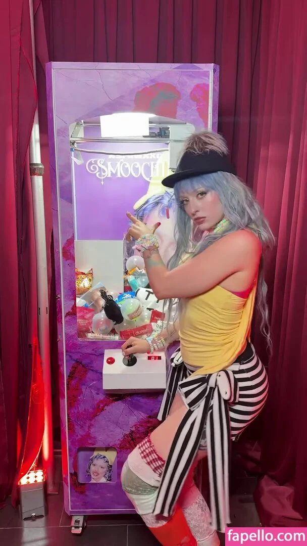 Ashnikko / ashnico / https: Onlyfans Photo Gallery 