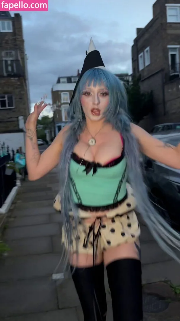 Ashnikko / ashnico / https: Onlyfans Photo Gallery 