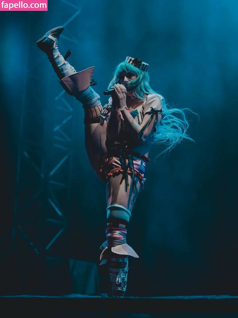 Ashnikko / ashnico / https: Onlyfans Photo Gallery 