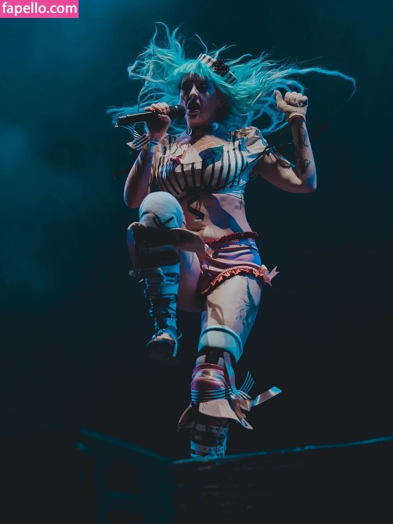 Ashnikko / ashnico / https: Onlyfans Photo Gallery 