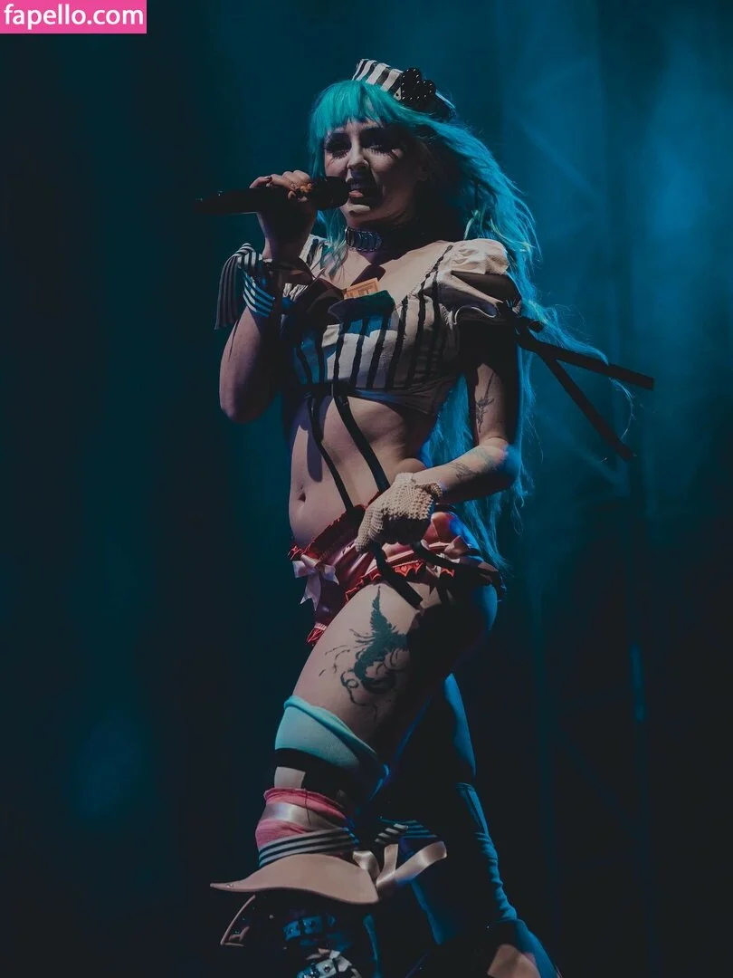 Ashnikko / ashnico / https: Onlyfans Photo Gallery 