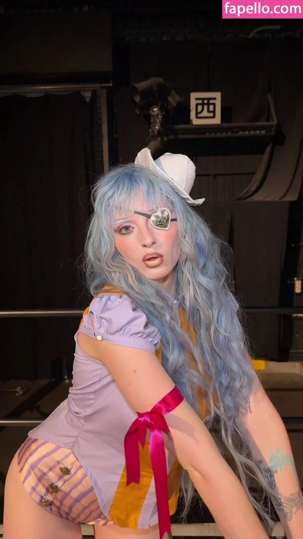 Ashnikko / ashnico / https: Onlyfans Photo Gallery 